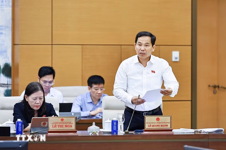 Tổng thư ký Quốc hội, Chủ nhiệm Văn phòng Quốc hội Lê Quang Mạnh phát biểu. (Ảnh: Doãn Tấn/TTXVN)