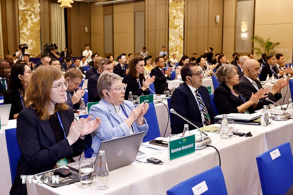 Đại biểu dự khai mạc diễn đàn. (Ảnh: Doãn Tấn/TTXVN)