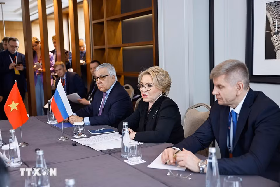 Chủ tịch Hội đồng Liên bang Nga Valentina Matviyenko phát biểu. (Ảnh: Doãn Tấn/TTXVN)