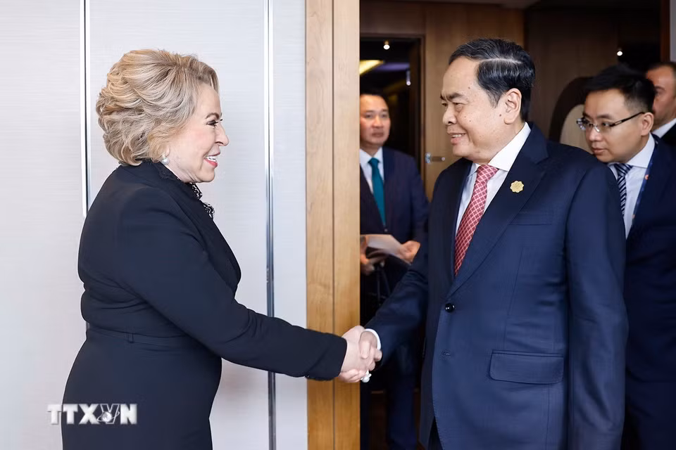 Chủ tịch Quốc hội Trần Thanh Mẫn hội kiến Chủ tịch Hội đồng Liên bang Nga Valentina Matviyenko. (Ảnh: Doãn Tấn/TTXVN)
