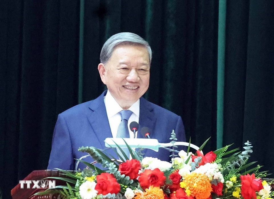 Tổng Bí thư Tô Lâm phát biểu tại buổi làm việc với Bộ Tư lệnh Binh chủng Tăng thiết giáp. (Ảnh: Thống Nhất/TTXVN)