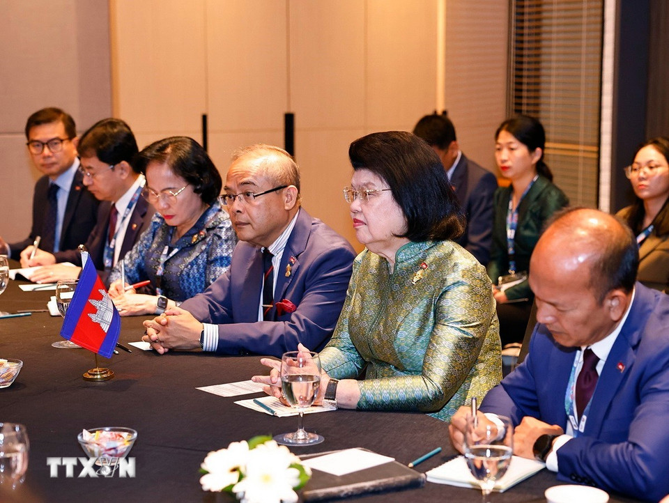 Chủ tịch Quốc hội Campuchia Samdech Maha Rathsaphethika Thipadei Khuon Sudary phát biểu. (Ảnh: Doãn Tấn/TTXVN)