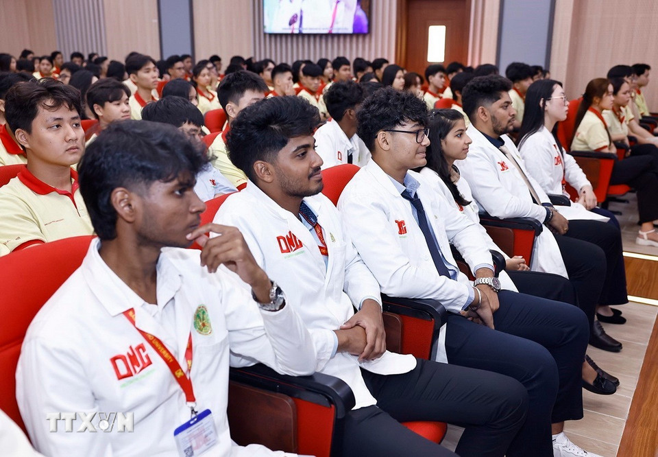 Sinh viên nước ngoài học tại Đại học Nam Cần Thơ. (Ảnh: Doãn Tấn/TTXVN)