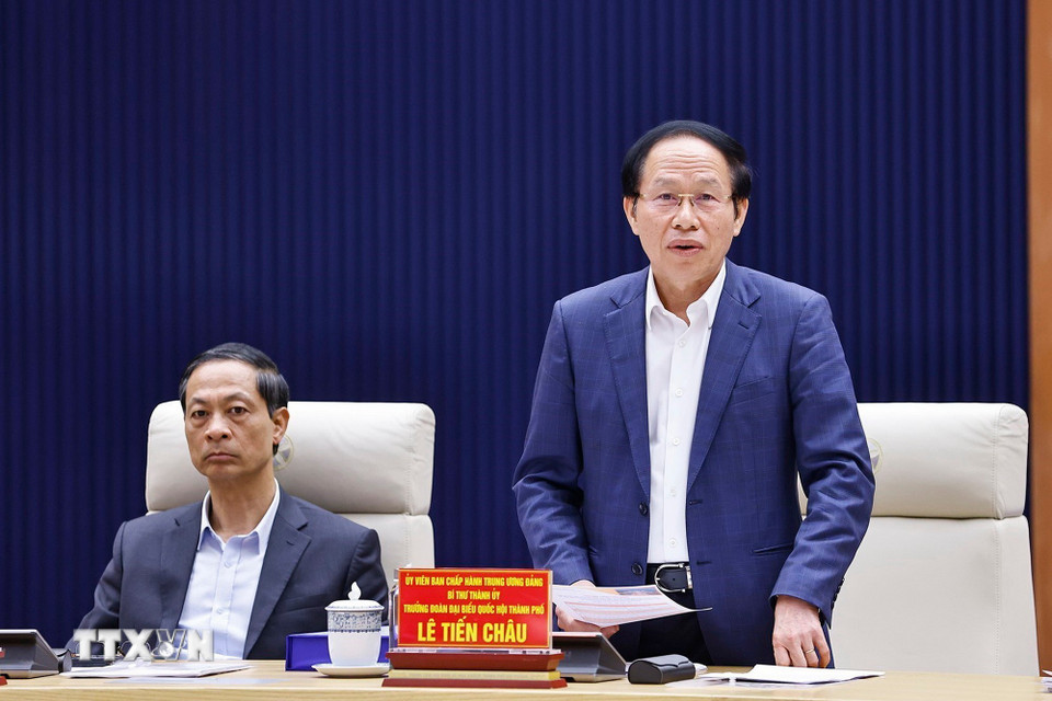 Bí thư Thành ủy, Trưởng đoàn đại biểu Quốc hội thành phố Hải Phòng Lê Tiến Châu phát biểu. (Ảnh: Doãn Tấn/TTXVN)