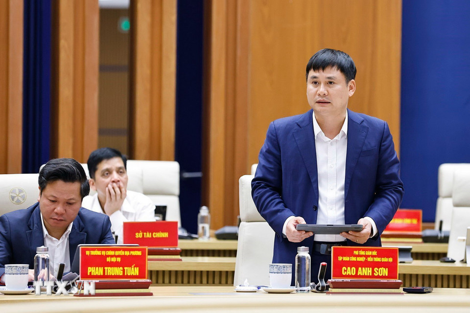 Phó Tổng Giám đốc Tập đoàn Công nghiệp-Viễn thông Quân đội (Viettel) Cao Anh Sơn phát biểu. (Ảnh: Doãn Tấn/TTXVN)