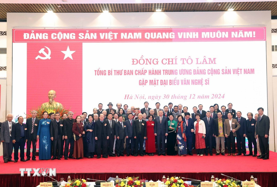 Tổng Bí thư Tô Lâm và các đại biểu. (Ảnh: Thống Nhất/TTXVN)
