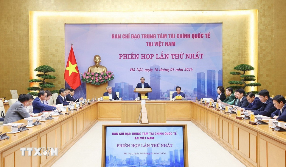 Thủ tướng Phạm Minh Chính chủ trì phiên họp thứ nhất của Ban Chỉ đạo về Trung tâm tài chính quốc tế tại Việt Nam. (Ảnh: Dương Giang/TTXVN)
