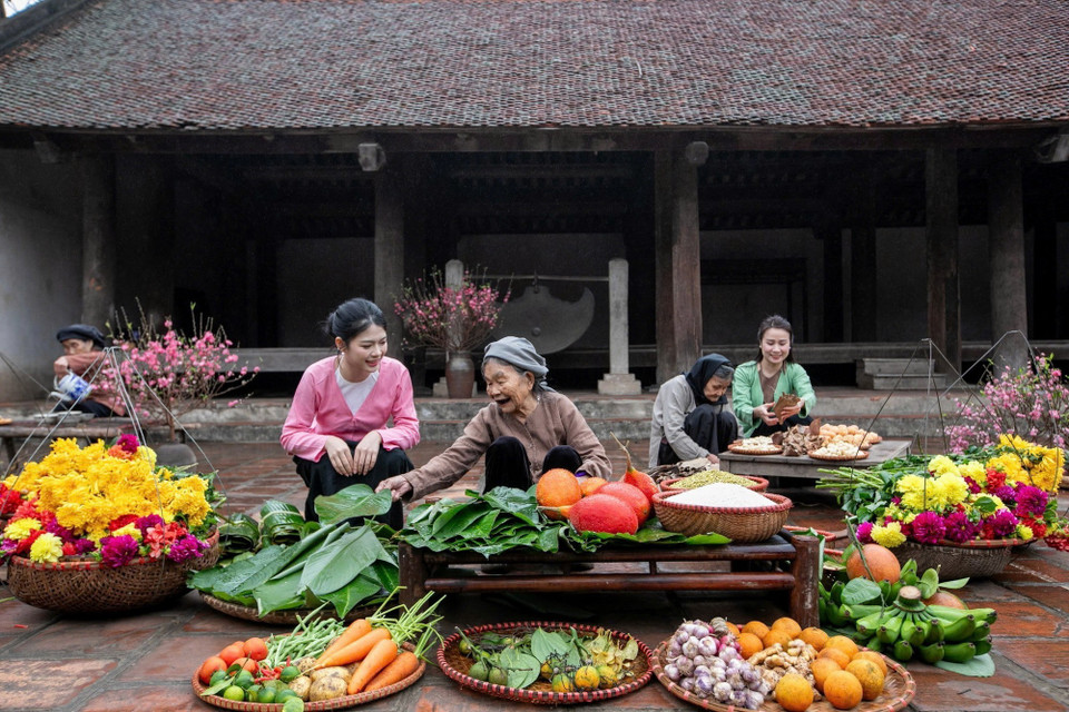 Chợ quê ngày Tết rộn ràng sắc Xuân. (Ảnh: Khánh Hòa/TTXVN)