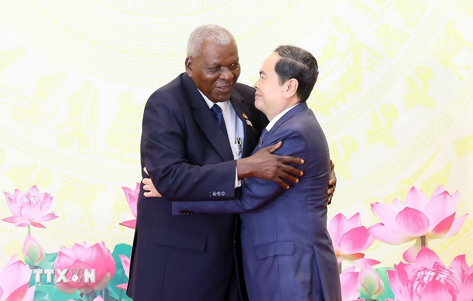 Chủ tịch Quốc hội Trần Thanh Mẫn với Chủ tịch Quốc hội Cuba Esteban Lazo Hernández. (Ảnh: Phạm Kiên/ TTXVN)