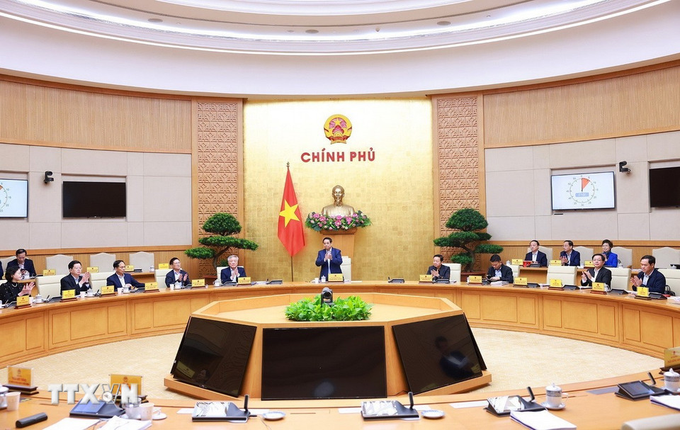 Thủ tướng Phạm Minh Chính chủ trì Phiên họp Chính phủ chuyên đề về Trung tâm Tài chính quốc tế tại Việt Nam. (Ảnh: Dương Giang/TTXVN)