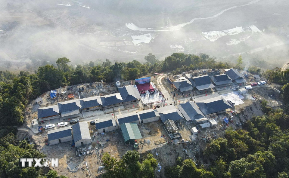 Toàn cảnh điểm dân cư Huổi Ké vừa mới được hoàn thành. (Ảnh: Xuân Tư/TTXVN)