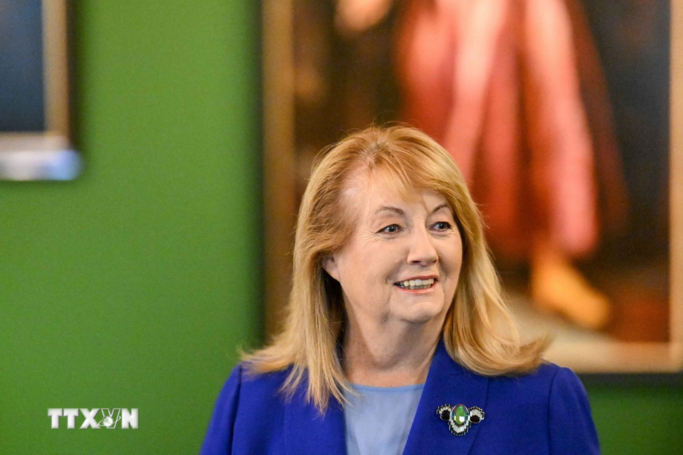 Ngày 27/10/2024, Ủy ban Bầu cử Trung ương Litva thông báo đảng Dân chủ Xã hội Litva đã giành chiến thắng trong cuộc bầu cử Quốc hội nước này khi có được 52 ghế trong tổng số 141 ghế. Kết quả sơ bộ được công bố sau khi 99% số phiếu được kiểm. Trong ảnh: Lãnh đạo đảng Dân chủ Xã hội Litva Vilija Blinkeviciute tại cuộc họp báo ở Vilnius ngày 28/10/2024. (Ảnh: THX/TTXVN)