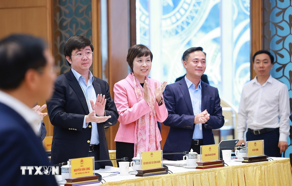 Các đại biểu tham dự phiên họp lần thứ nhất năm 2026 của Ban Chỉ đạo về phát triển khoa học, công nghệ, đổi mới sáng tạo, chuyển đổi số và Đề án 06. (Ảnh: Dương Giang/TTXVN)