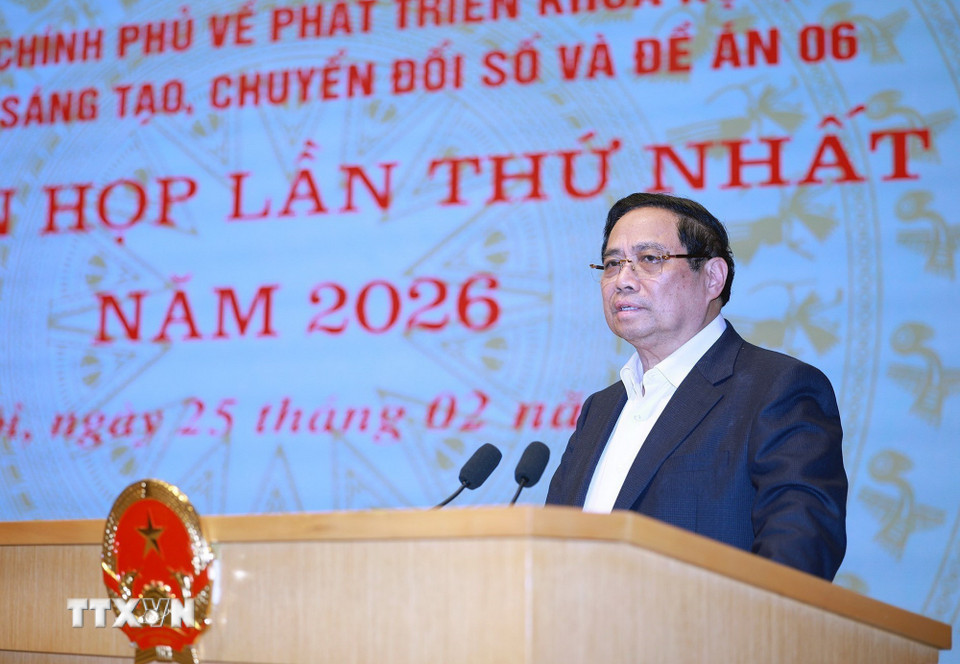 Thủ tướng Phạm Minh Chính chủ trì phiên họp lần thứ nhất năm 2026 của Ban Chỉ đạo về phát triển khoa học, công nghệ, đổi mới sáng tạo, chuyển đổi số và Đề án 06. (Ảnh: Dương Giang/TTXVN)