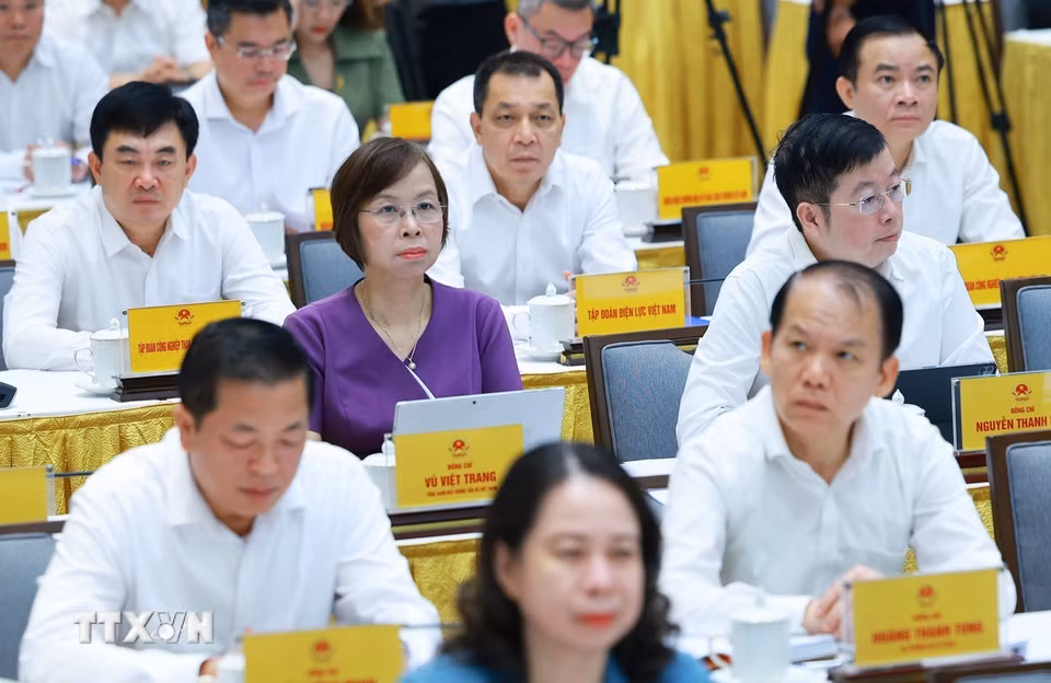 Các đại biểu tham dự Phiên họp Chính phủ thường kỳ tháng 6 năm 2026 và Hội nghị trực tuyến Chính phủ với địa phương. (Ảnh: Dương Giang/TTXVN)
