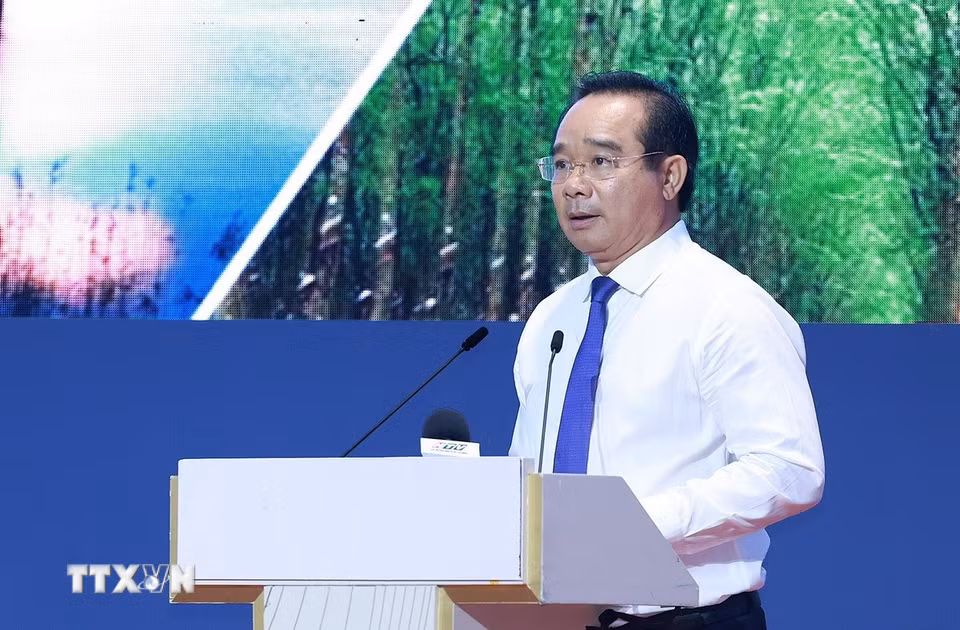 Chủ tịch Ủy ban Nhân dân Thành phố Hồ Chí Minh Nguyễn Văn Được phát biểu. (Ảnh: Dương Giang/TTXVN)