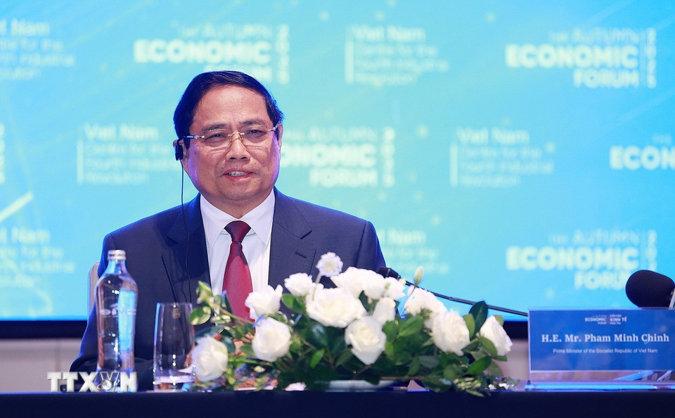 Thủ tướng Phạm Minh Chính tiếp các doanh nghiệp quốc tế về lĩnh vực tài chính. (Ảnh: Dương Giang/TTXVN)