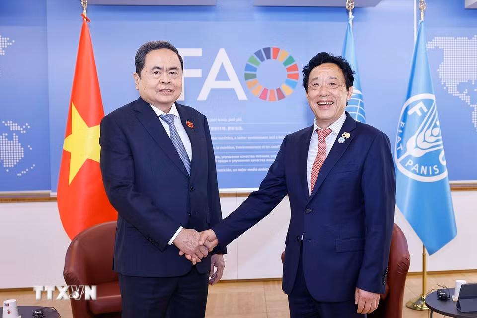 Chủ tịch Quốc hội Trần Thanh Mẫn gặp Tổng Giám đốc Tổ chức Nông nghiệp và Lương thực Liên hợp quốc (FAO) Khuất Đông Ngọc. (Ảnh: Doãn Tấn/TTXVN)