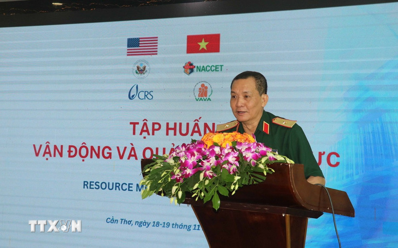 Thiếu tướng Đỗ Hồng Lâm, Phó Chủ tịch thường trực Trung ương Hội Nạn nhân chất độc da cam/dioxin Việt Nam, phát biểu. (Ảnh: Ngọc Thiện/TTXVN).