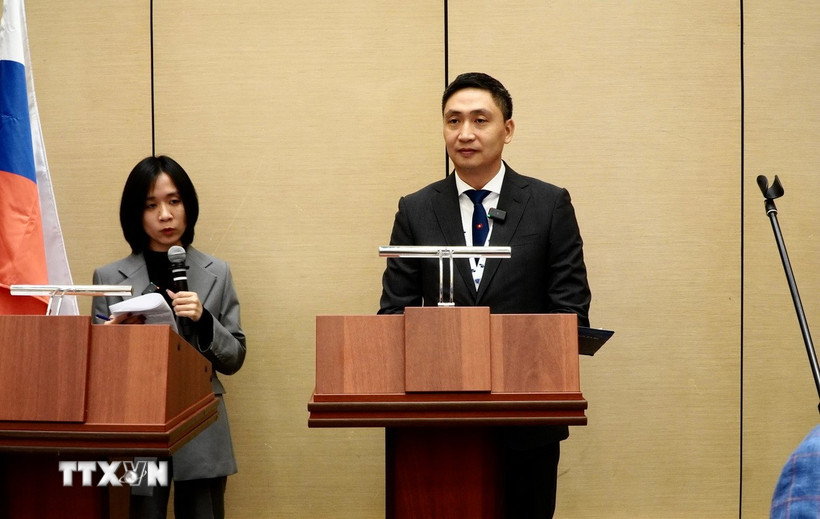 Phó Cục trưởng Cục Xúc tiến thương mại, Bộ Công thương Việt Nam, Hoàng Xuân Chiến phát biểu tại phiên giao thương. (Ảnh: Tâm Hằng/TTXVN)