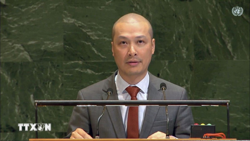 Công sứ Nguyễn Hoàng Nguyên, Phó Trưởng Phái đoàn thường trực Việt Nam tại Liên hợp quốc. (Ảnh: Hoài Thanh/TTXVN)