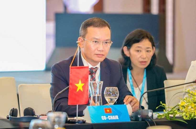 Ông Nguyễn Hồng Minh - Phó Cục trưởng Cục Thể dục thể thao Việt Nam phát biểu tại hội nghị. (Ảnh: Nguồn Tổng cục Du lịch, Văn hóa và Thể thao)