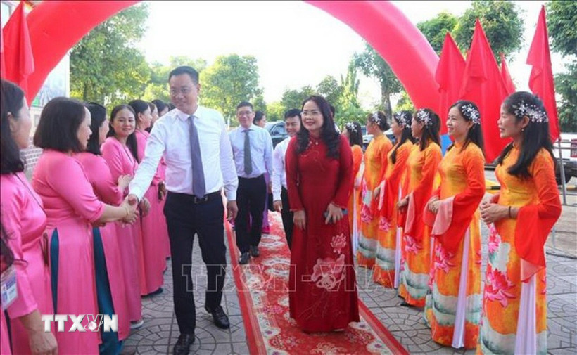 Ông Lê Ngọc Quang, Bí thư Tỉnh ủy Quảng Trị, dự khai giảng tại Trường Tiểu học Võ Thị Sáu, xã Vĩnh Linh. tỉnh Quảng Trị. (Ảnh: Thanh Thuỷ/TTXVN)