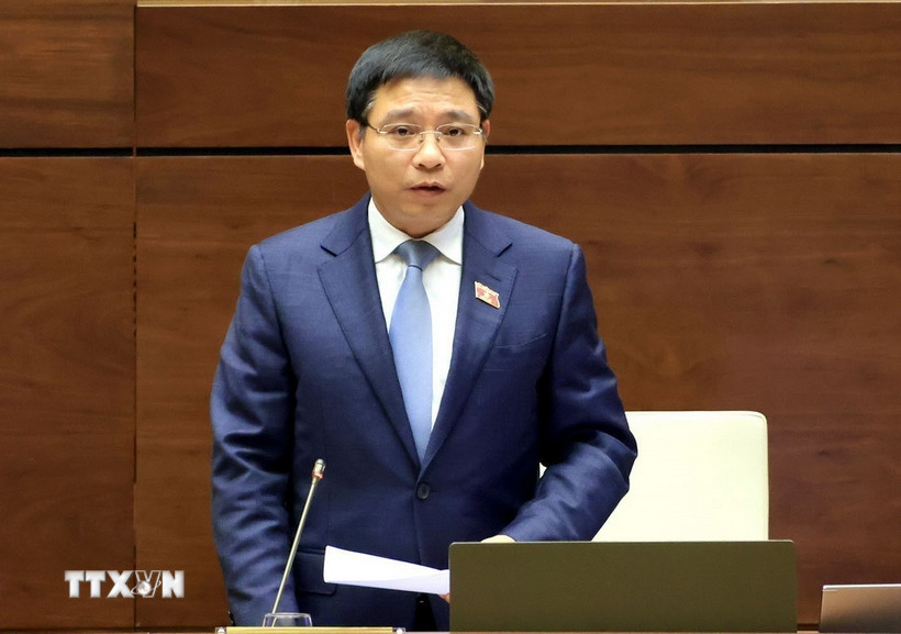 Bộ trưởng Bộ Tài chính Nguyễn Văn Thắng giải trình, làm rõ một số vấn đề đại biểu Quốc hội nêu. (Ảnh: Tuấn Anh/TTXVN)