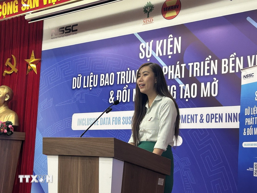 Bà Nguyễn Phương Linh, Viện trưởng Viện Nghiên cứu Quản lý Phát triển Bền vững phát biểu khai mạc hội thảo. (Ảnh: Diệu Thúy/TTXVN)