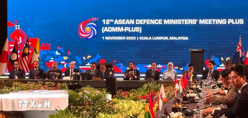 Quang cảnh Hội nghị Bộ trưởng Quốc phòng các nước ASEAN mở rộng lần thứ 12. (Ảnh: Viên Luyến/TTXVN)