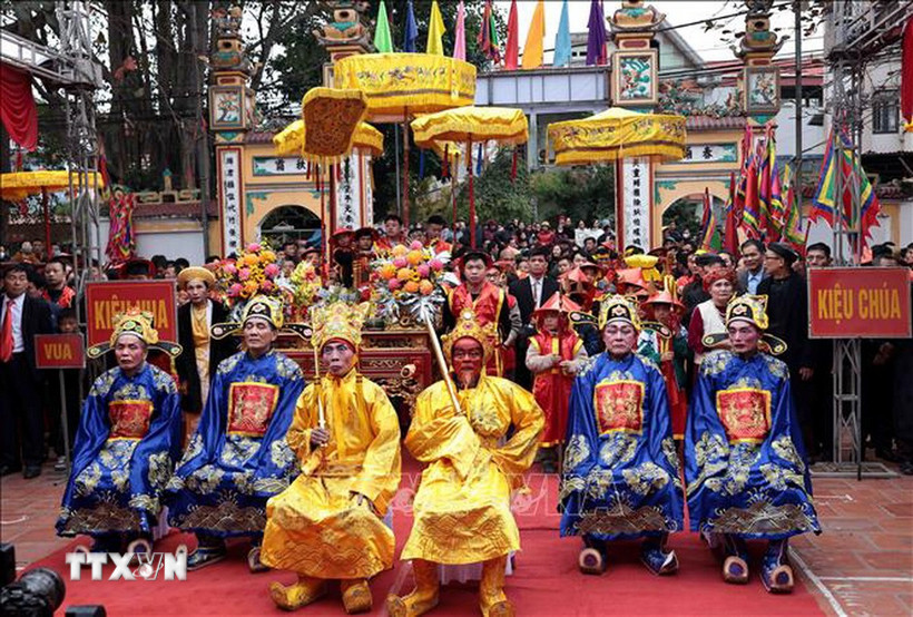 Được xây dựng từ thế kỷ thứ III trước công nguyên dưới thời An Dương Vương để làm Kinh đô nước Âu Lạc, Thành Cổ Loa là tòa thành có niên đại cổ nhất ở Việt Nam, nay thuộc huyện Đông Anh, Hà Nội. (Ảnh: Mai Mai/Vietnam+)