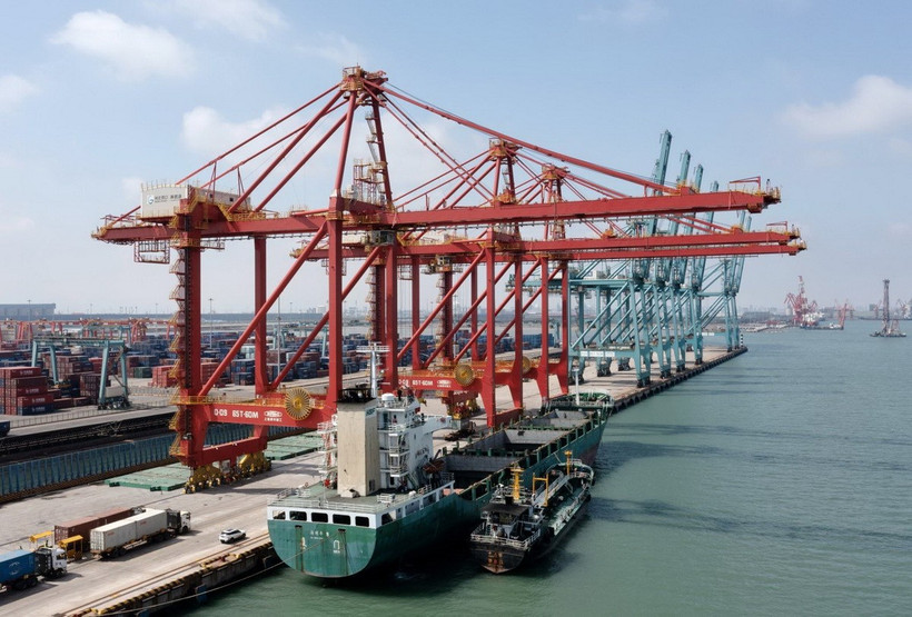 Quang cảnh cảng hàng hóa ở Busan (Hàn Quốc). (Ảnh: THX/TTXVN)