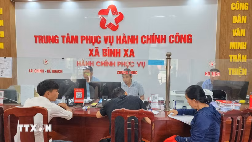 Trung tâm Phục vụ Hành chính công xã Bình Xa, Tuyên Quang. (Ảnh: Thanh Vân/TTXVN)
