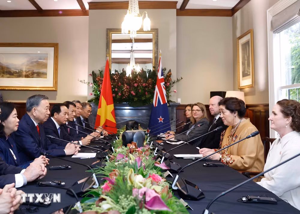 ttxvn-tong-bi-thu-chu-tich-nuoc-to-lam-hoi-dam-voi-toan-quyen-new-zealand-4.jpg