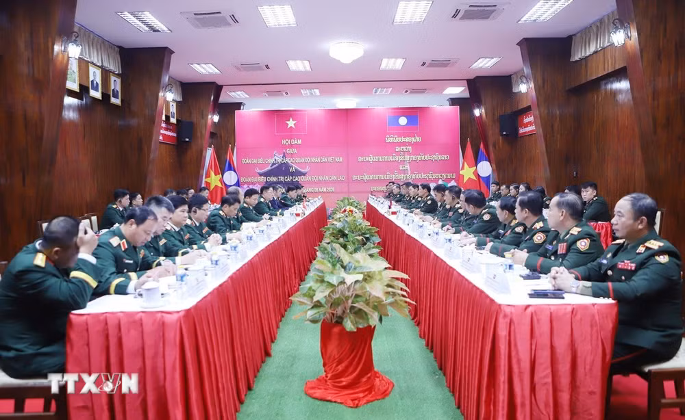 ttxvn-viet-nam-lao-day-manh-hop-tac-toan-dien-ve-quoc-phong-2.jpg