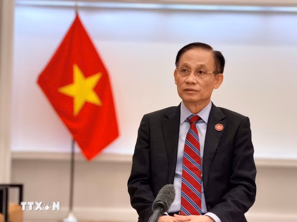 ttxvn-bo-truong-le-hoai-trung.jpg