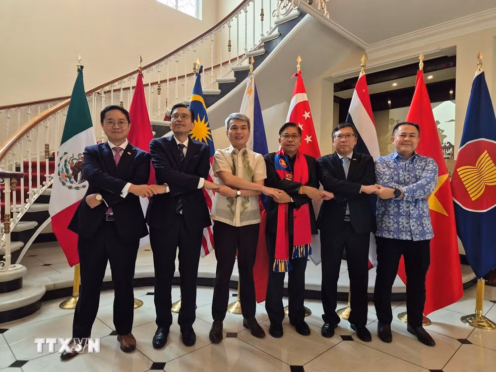 ttxvn-khang-dinh-vai-tro-va-vi-the-ngay-cang-lon-manh-cua-asean.jpg
