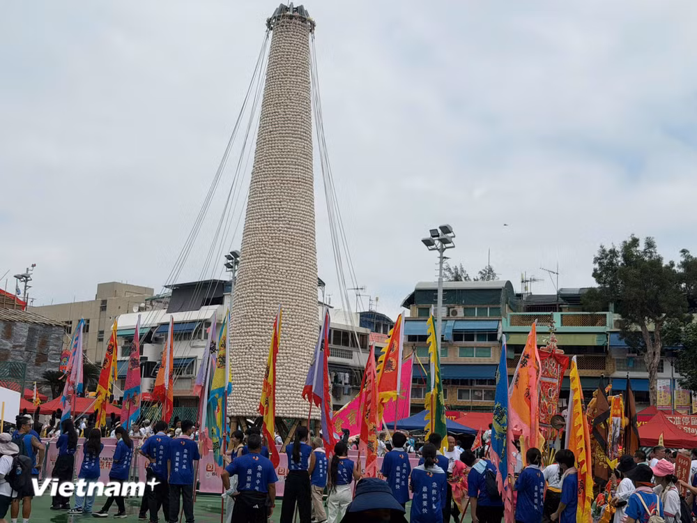 vnp-banh-bao-2.jpg