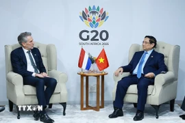 Thủ tướng Phạm Minh Chính gặp Thủ tướng Hà Lan Dick Schoof. (Ảnh: Dương Giang/TTXVN)