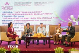 Các diễn giả, chuyên gia trao đổi, đưa ra ý kiến tại Hội thảo ở Thành phố Hồ Chí Minh. (Ảnh: Thu Hương/ TTXVN)