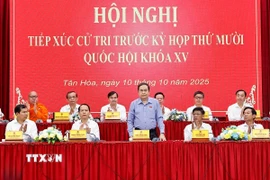 Chủ tịch Quốc hội Trần Thanh Mẫn tiếp xúc cử tri tại xã Tân Hòa, thành phố Cần Thơ. (Ảnh: Doãn Tấn/TTXVN)