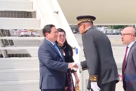 Thủ tướng Phạm Minh Chính bắt đầu chuyến công du tại Pháp