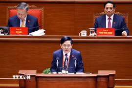 Đồng chí Đặng Văn Dũng, Phó Trưởng Ban Nội chính Trung ương, trình bày tham luận “Tiếp tục đẩy mạnh, kiên quyết, kiên trì đấu tranh ngăn chặn, đẩy lùi tham nhũng, lãng phí, tiêu cực”. (Ảnh: TTXVN)