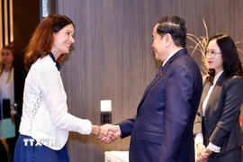 Chủ tịch Quốc hội Trần Thanh Mẫn hội kiến Chủ tịch Hạ viện Thụy Sĩ Maja Riniker. (Ảnh: Doãn Tấn/TTXVN)