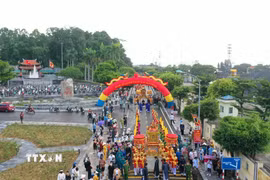 Nghi lễ khai hội đền Cửa Ông, Cẩm Phả. (Ảnh: Thanh Vân/TTXVN)