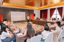 Insider One và Hội đồng Cố vấn Sản phẩm định hình tương lai Agentic AI