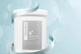 Sản phẩm Désembre Derma Science High Frequency Cream Professional.
