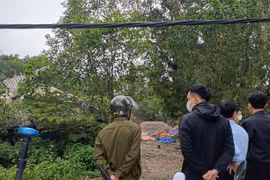 Khu vực nơi phát hiện một cặp vợ chồng tử vong.