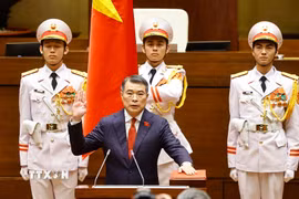 Thủ tướng Chính phủ Lê Minh Hưng tuyên thệ nhậm chức. (Ảnh: Dương Giang/ TTXVN)