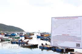 Xã Hòa Xuân (tỉnh Đắk Lắk) công khai quy hoạch Khu vực Vịnh Vũng Rô để người dân nắm bắt và thực hiện. (Ảnh: Xuân Triệu/TTXVN)